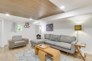 4642 W Montana St in Chicago, IL - Building Photo
