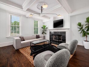 1091 S Washington Ave in Columbus, OH - Building Photo - Building Photo