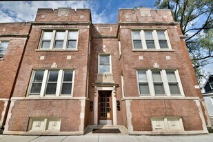 610 N Mayfield Ave in Chicago, IL - Building Photo