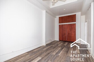 1844 W Henderson St in Chicago, IL - Foto de edificio - Building Photo