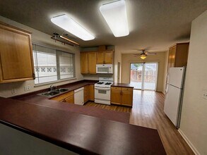 634 Rock Island Dr in Dayton, NV - Building Photo - Building Photo