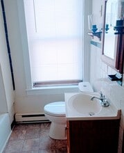 324 Franklin St, Unit 2 beds,West Reading in West Reading, PA - Foto de edificio - Building Photo