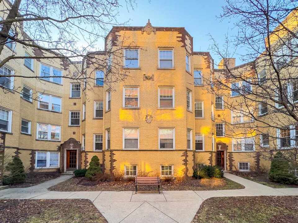 4408 N Rockwell St in Chicago, IL - Building Photo