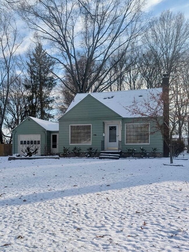 property at 325 Brookfield Ave