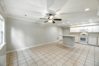 2710 Hodge Rd in Knoxville, TN - Building Photo - Building Photo