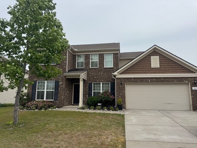 1025 Briar Creek Dr in Lebanon, TN - Building Photo - Building Photo