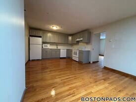 1110 Commonwealth Ave in Boston, MA - Building Photo