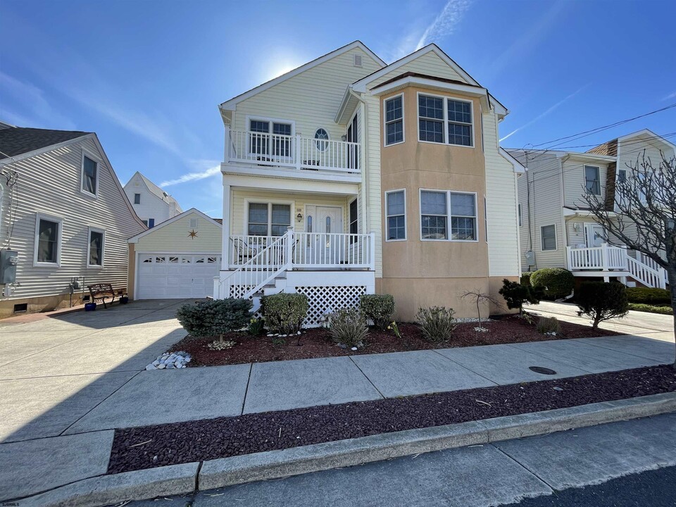 108 N Argyle Ave in Margate City, NJ - Foto de edificio