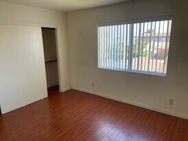 4506 W 172nd St, Unit B in Lawndale, CA - Building Photo