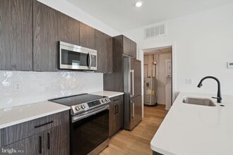 1419 W Grange Ave in Philadelphia, PA - Building Photo - Building Photo