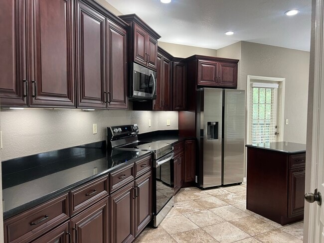 219 Villa Di Este Ter, Unit 213