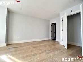 344 Market St, Unit 2 in Boston, MA - Building Photo - Building Photo