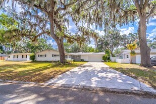 5115 St Germain Ave in Belle Isle, FL - Building Photo