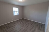 3611 Hermitage Rd photo'