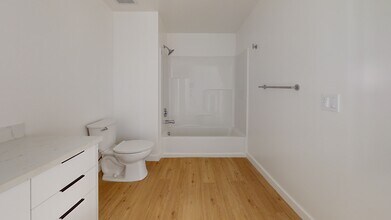 Ox3 in Los Angeles, CA - Building Photo - Floor Plan