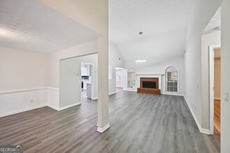 25 Castlehill Ct in Covington, GA - Foto de edificio - Building Photo