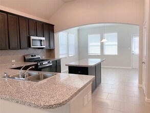 14218 Singing Oaks Trl in Houston, TX - Building Photo - Building Photo