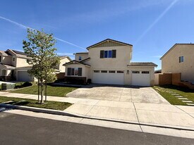 32100 Prairie Crossing Dr in Menifee, CA - Building Photo