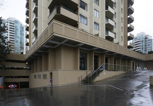 Burnaby Centre in Burnaby, BC - Building Photo - Building Photo