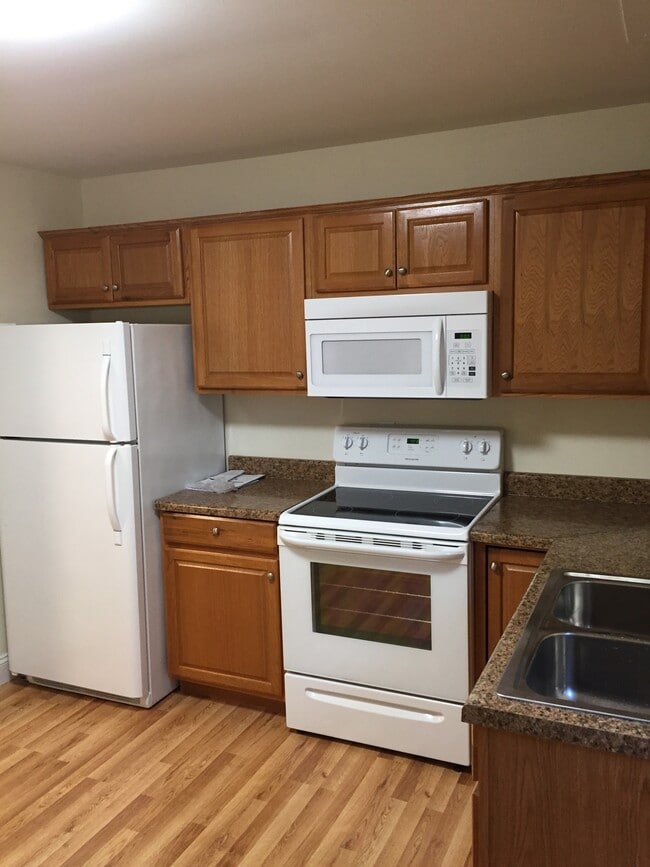 19 Homestead St, Unit 3