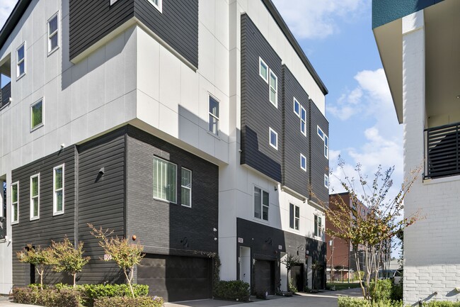 property at 2412 Canal St