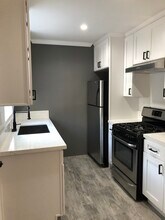 1754 9th St, Unit B in Santa Monica, CA - Foto de edificio - Building Photo