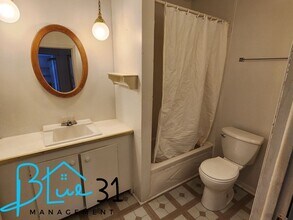 207 7th Ave-Unit -lower in Baraboo, WI - Building Photo - Building Photo