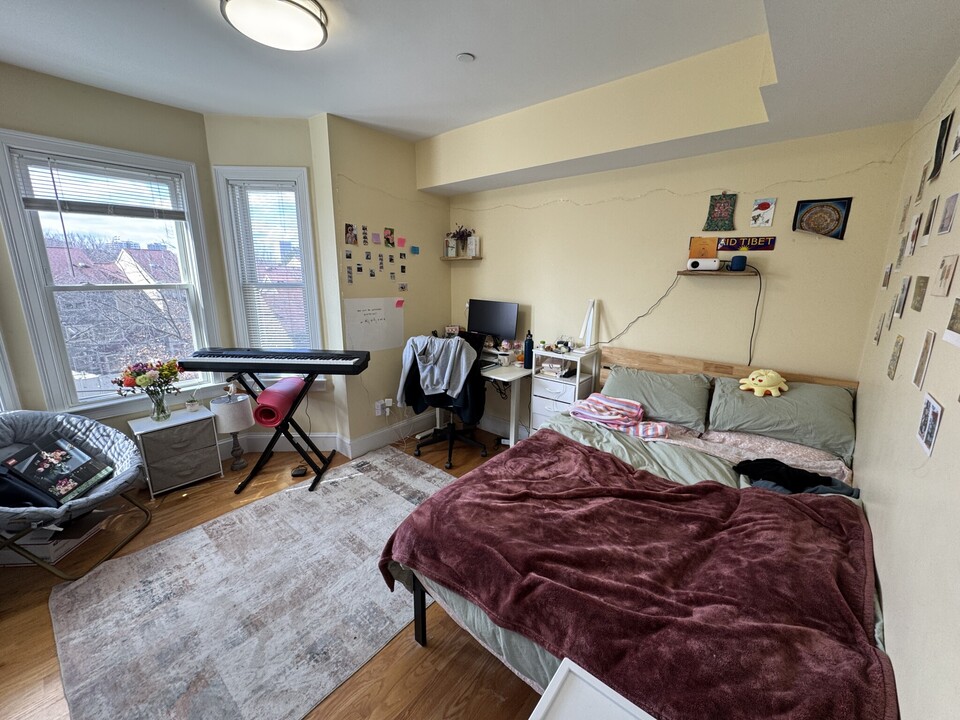 183 River St, Unit 3A in Cambridge, MA - Building Photo