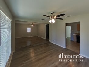 1821 Sandy Ln in Mesquite, TX - Building Photo - Building Photo