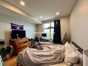 16 Baker Ct, Unit 5 in Boston, MA - Building Photo - Building Photo