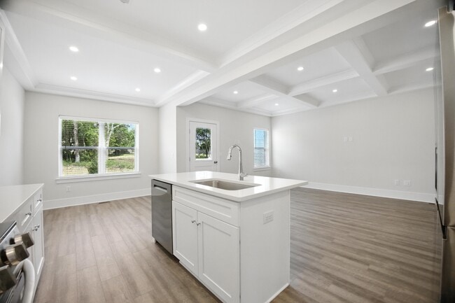 43 Sequoia Dr, Unit 43 Sequoia Drive