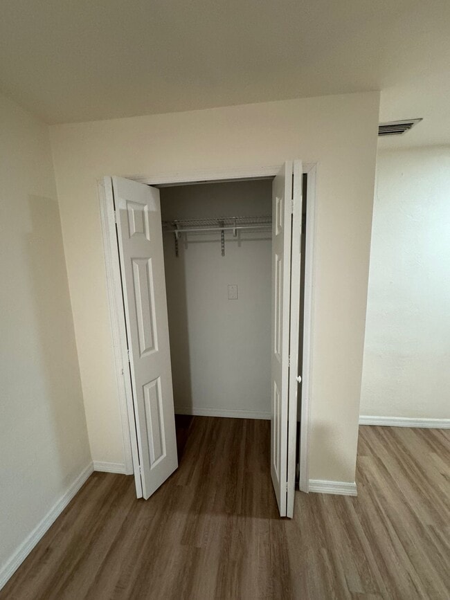 1412 E Lemon St, Unit Studio A in Lakeland, FL - Foto de edificio - Building Photo