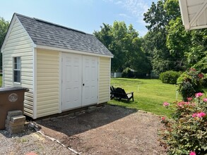 120 E Oak Ave in Wake Forest, NC - Building Photo - Building Photo