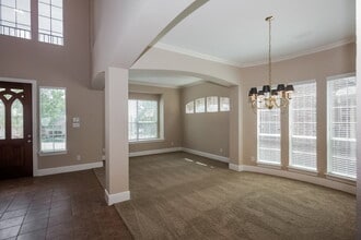 3405 Marymount Dr in Denton, TX - Foto de edificio - Building Photo