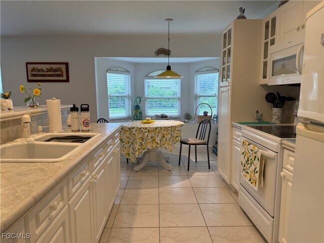 property at 799 94th Ave N