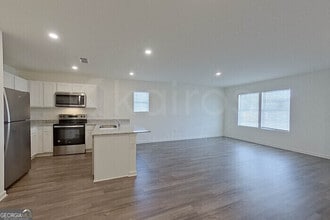 516 MacMillian Ln in Macon, GA - Building Photo - Building Photo