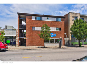 2944 W Devon Ave in Chicago, IL - Building Photo - Building Photo