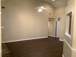 108 Oak Grove Ln in Savannah, GA - Building Photo - Building Photo