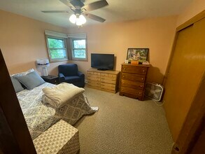 6016 S 19th St in Milwaukee, WI - Building Photo - Building Photo