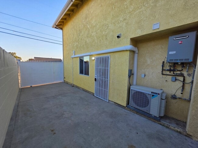 524 W Greenwood Ave in La Habra, CA - Building Photo - Building Photo