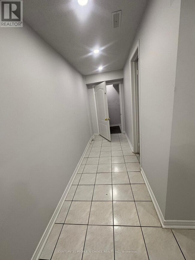 property at 3 Chapparal Dr