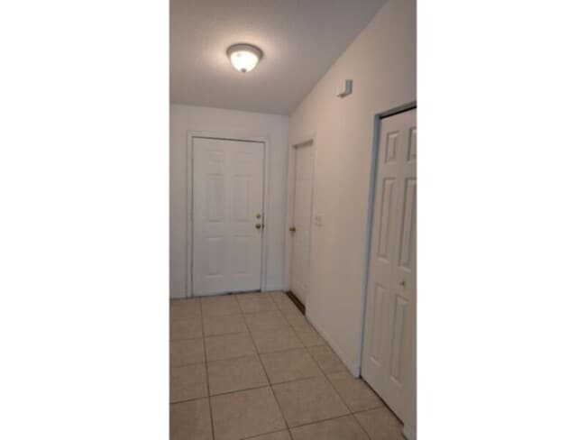 10 Eastern Pl in Palm Coast, FL - Building Photo - Building Photo