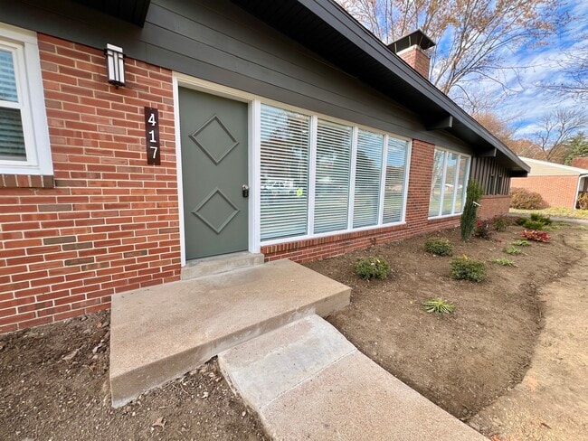 417 Wenneker Dr in St. Louis, MO - Foto de edificio - Building Photo