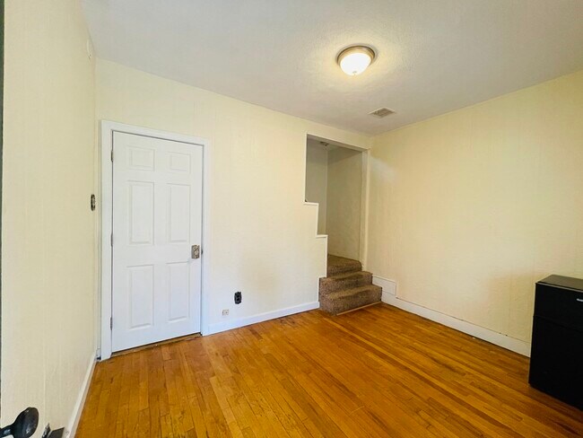 5 Parkdale St in Somerville, MA - Building Photo - Building Photo
