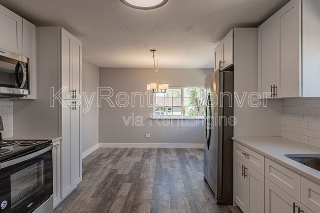 3570 W Custer Pl