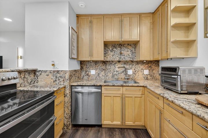 1317 NE 1st Ave. in Fort Lauderdale, FL - Building Photo