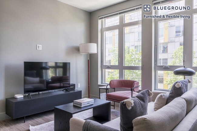 104 12th Ave, Unit SI FL5-ID743 in Seattle, WA - Building Photo - Building Photo