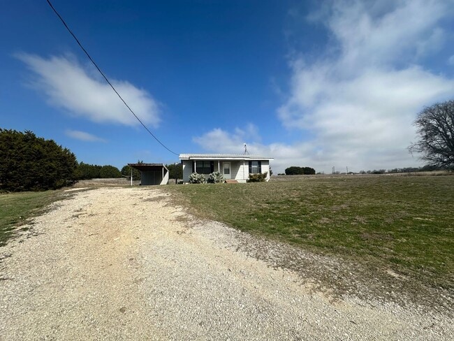 58 Haynes Rd in Weatherford, TX - Building Photo - Building Photo