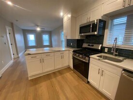 67 Newbern Ave, Unit 1 in Medford, MA - Building Photo