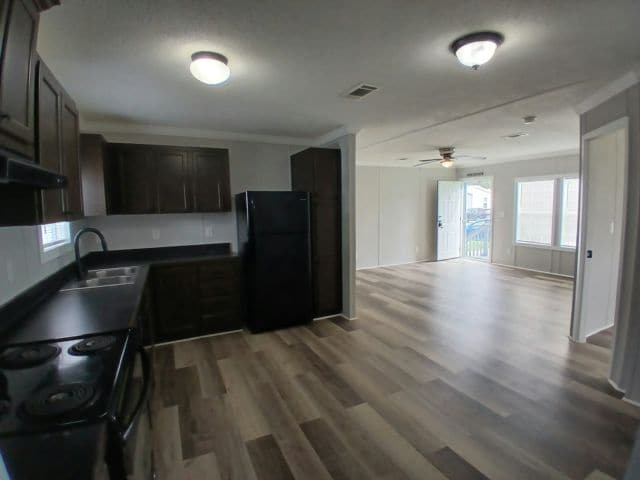 1400 Banana Rd in Lakeland, FL - Foto de edificio - Building Photo